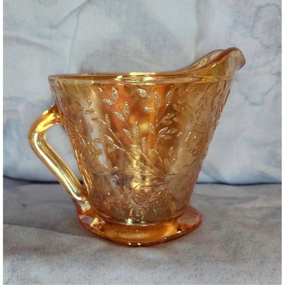 Flora gold Irridescent Louisa Creamer Jeanette Depression Glass 60s -L